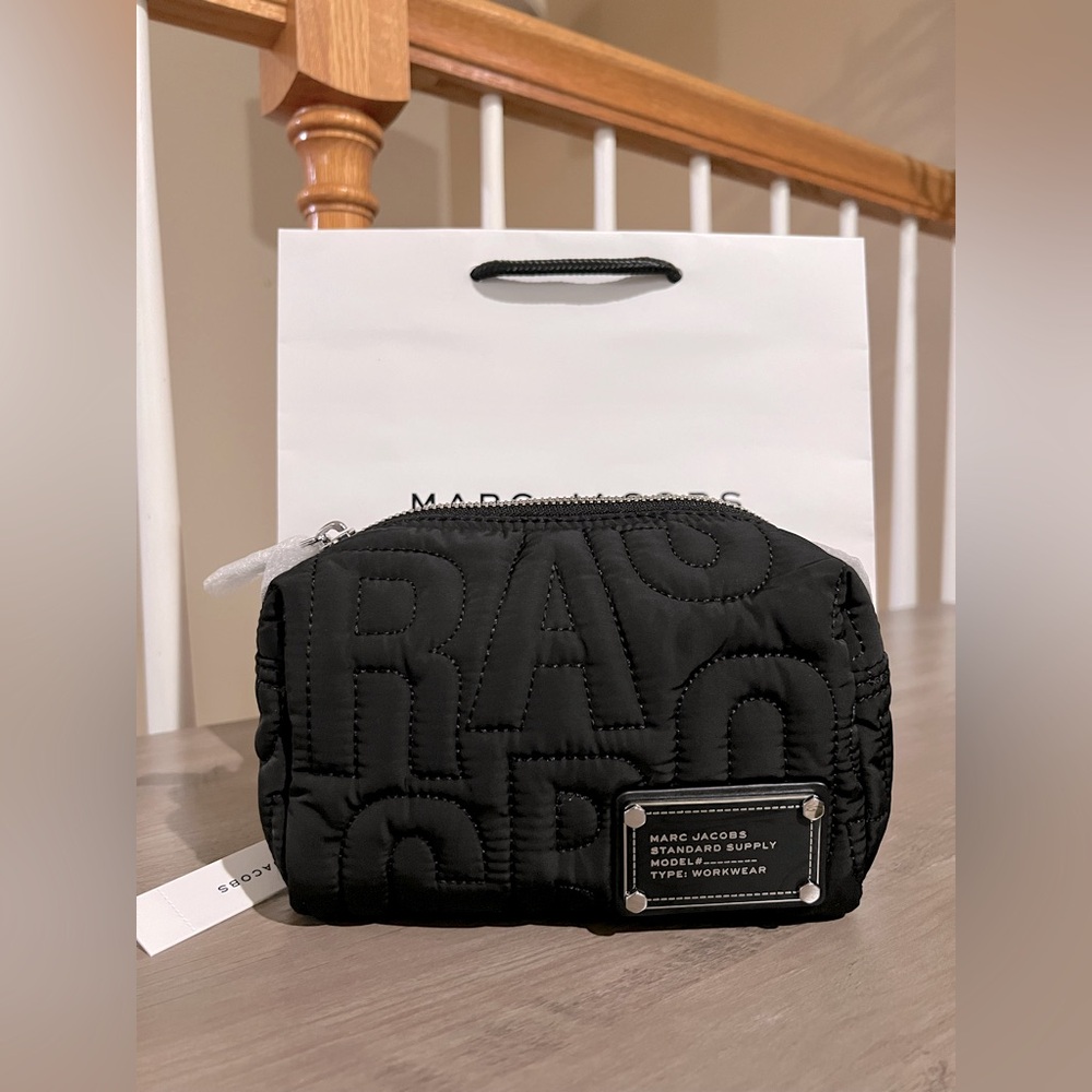 NWT Marc Jacobs Pouch in Black